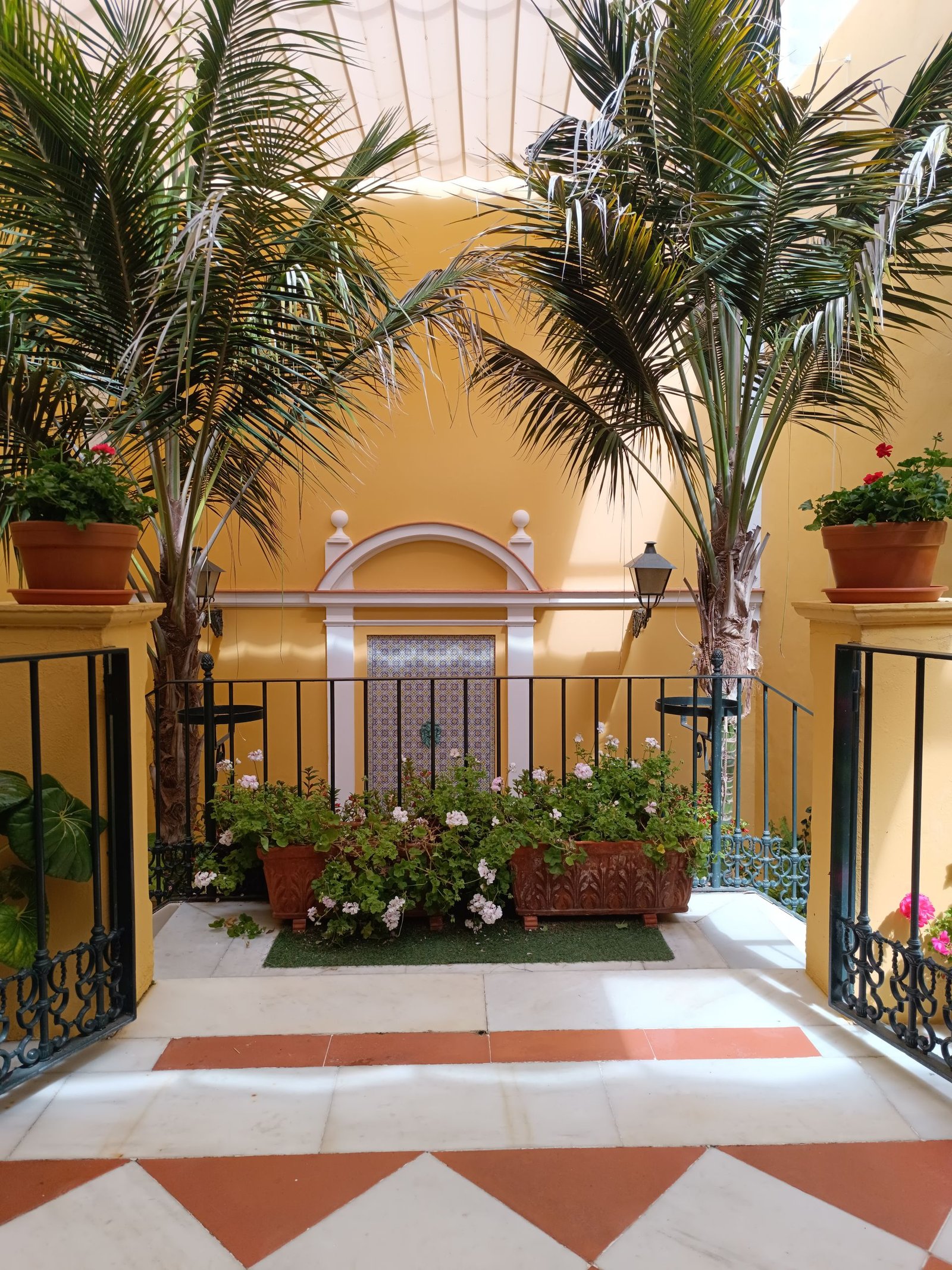 Paver patio pressure washing after, restored color, Jacksonville FL